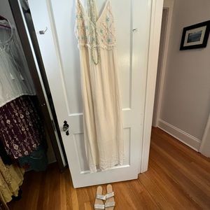 Raga maxi dress size large